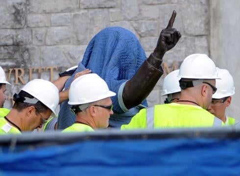 Joe Paterno Statue Shipped to Vaticn